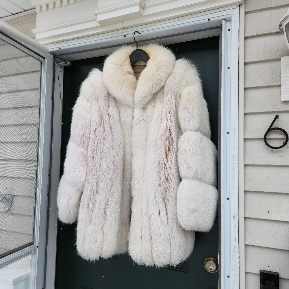 Vintage Women's Blush White Fox Fur Jacket - Coat XL Mob Wife
